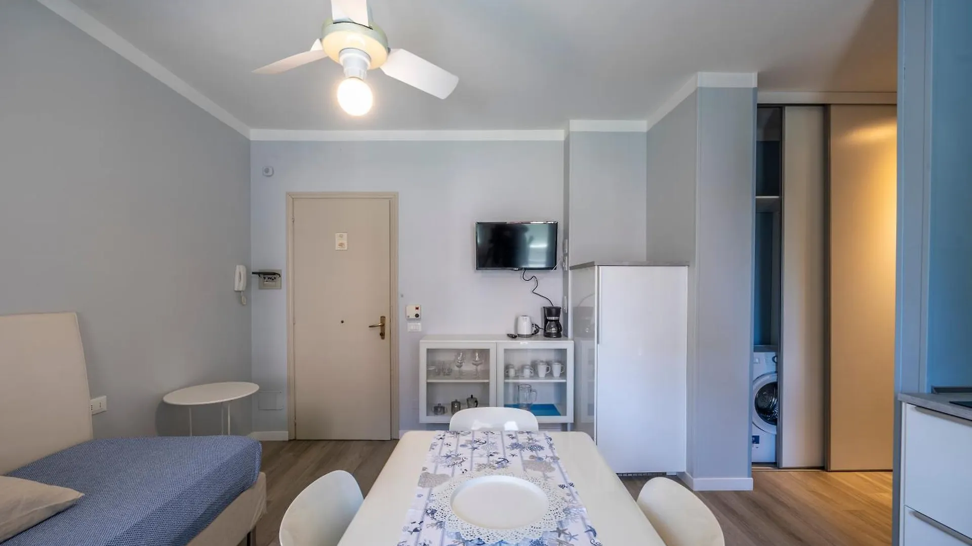 Apartments Peninsula Sirmione