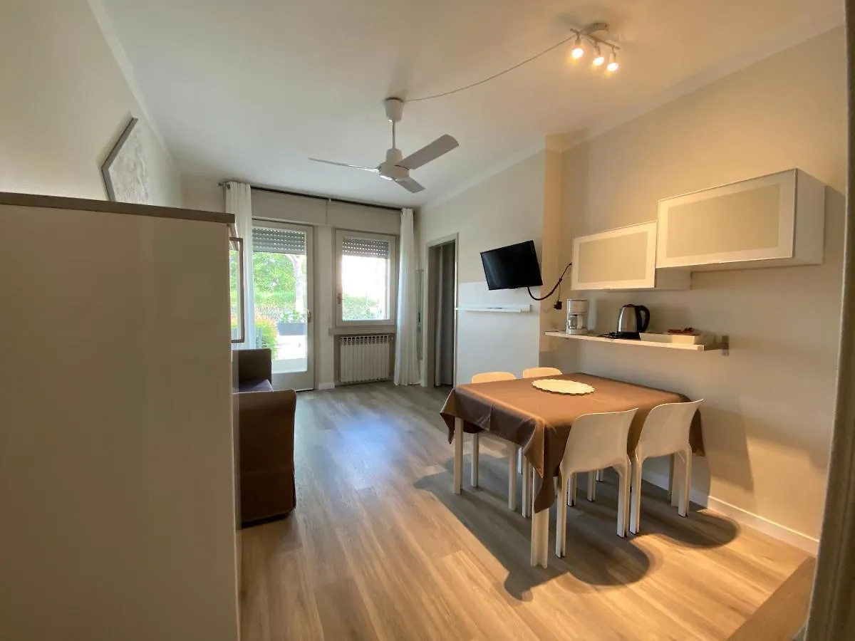 Apartments Peninsula Sirmione Italy