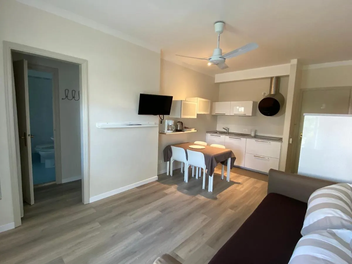 Apartments Peninsula Sirmione 0*,  Italy