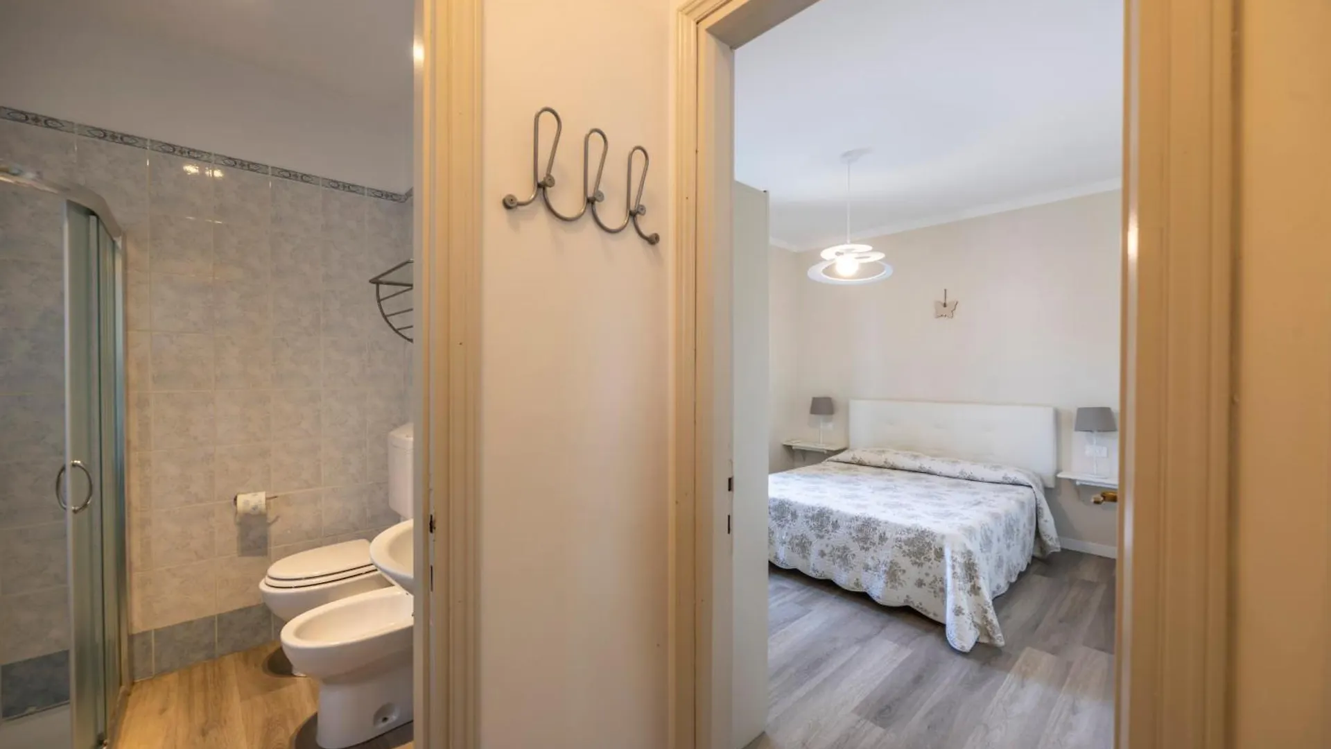 Apartments Peninsula Sirmione Italy