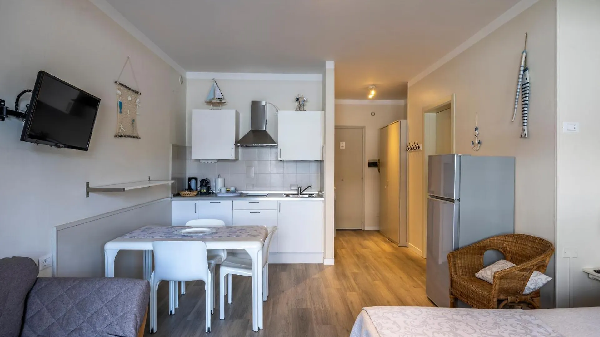 Apartments Peninsula Sirmione Italy