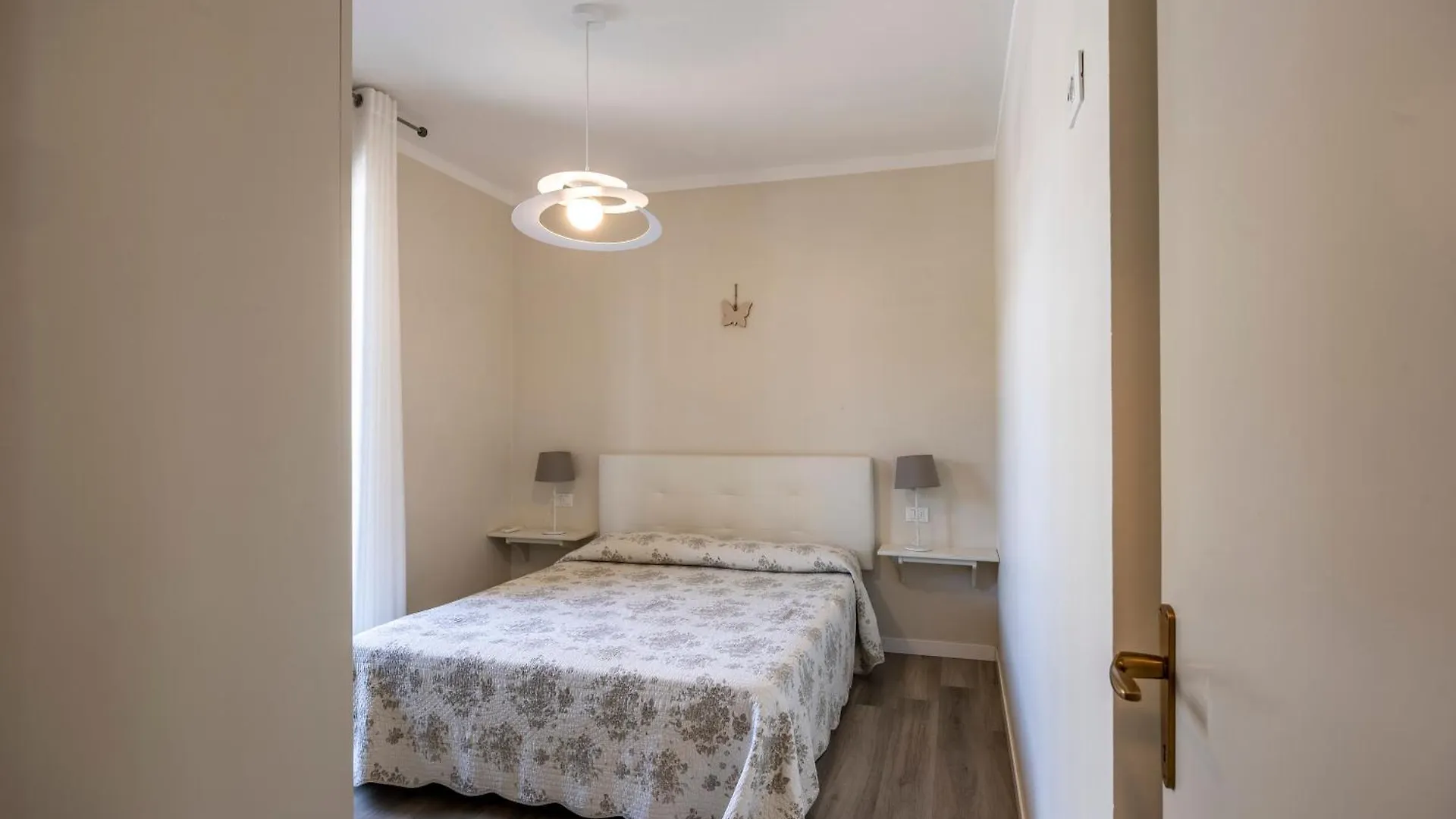 Apartments Peninsula Sirmione